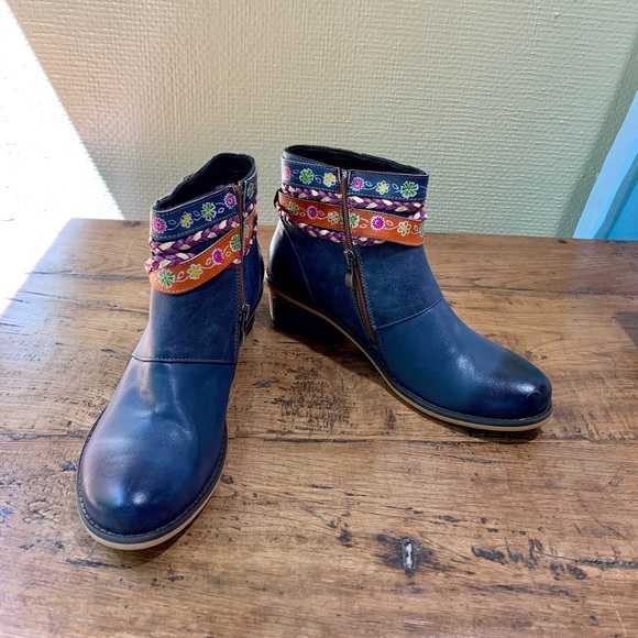 New Navy Buckle-Accent Leather Ankle Boot - Picture 1 of 7